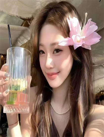 深度探索：六岁小学生驾到魔尊老妈赢麻啦的艺术魅力与文化价值——一次全面的艺术分析